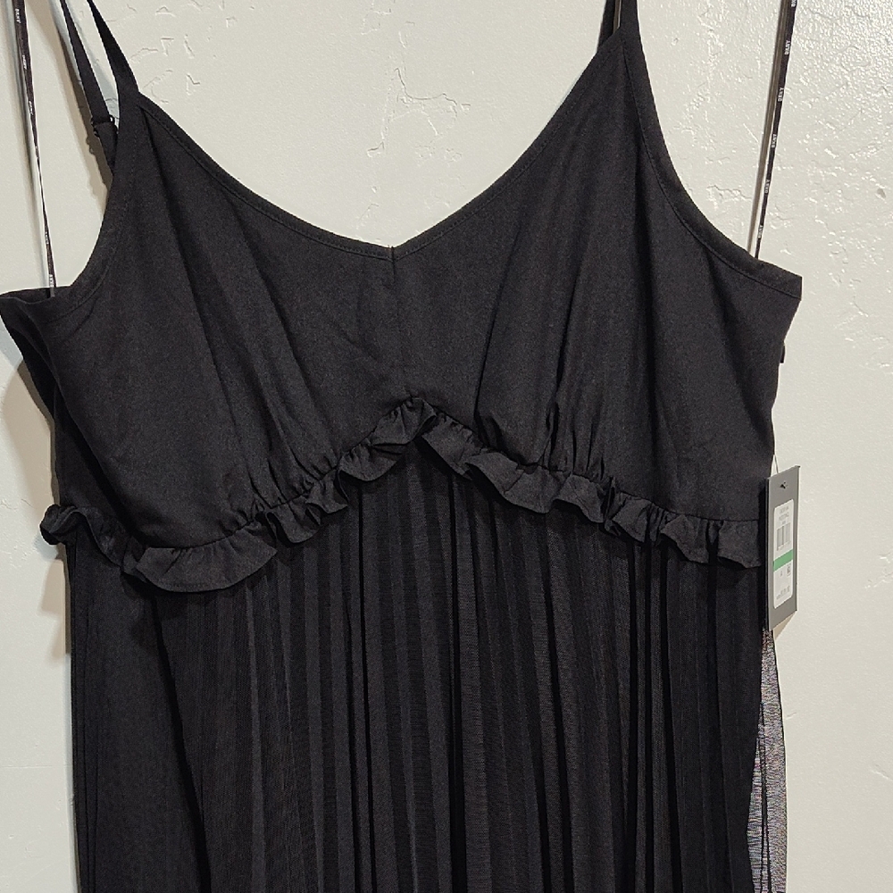 Elegant Black Ruffled Women's Dress